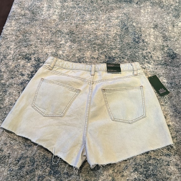 NWT WILF FABLE high rise shorts - Picture 5 of 9
